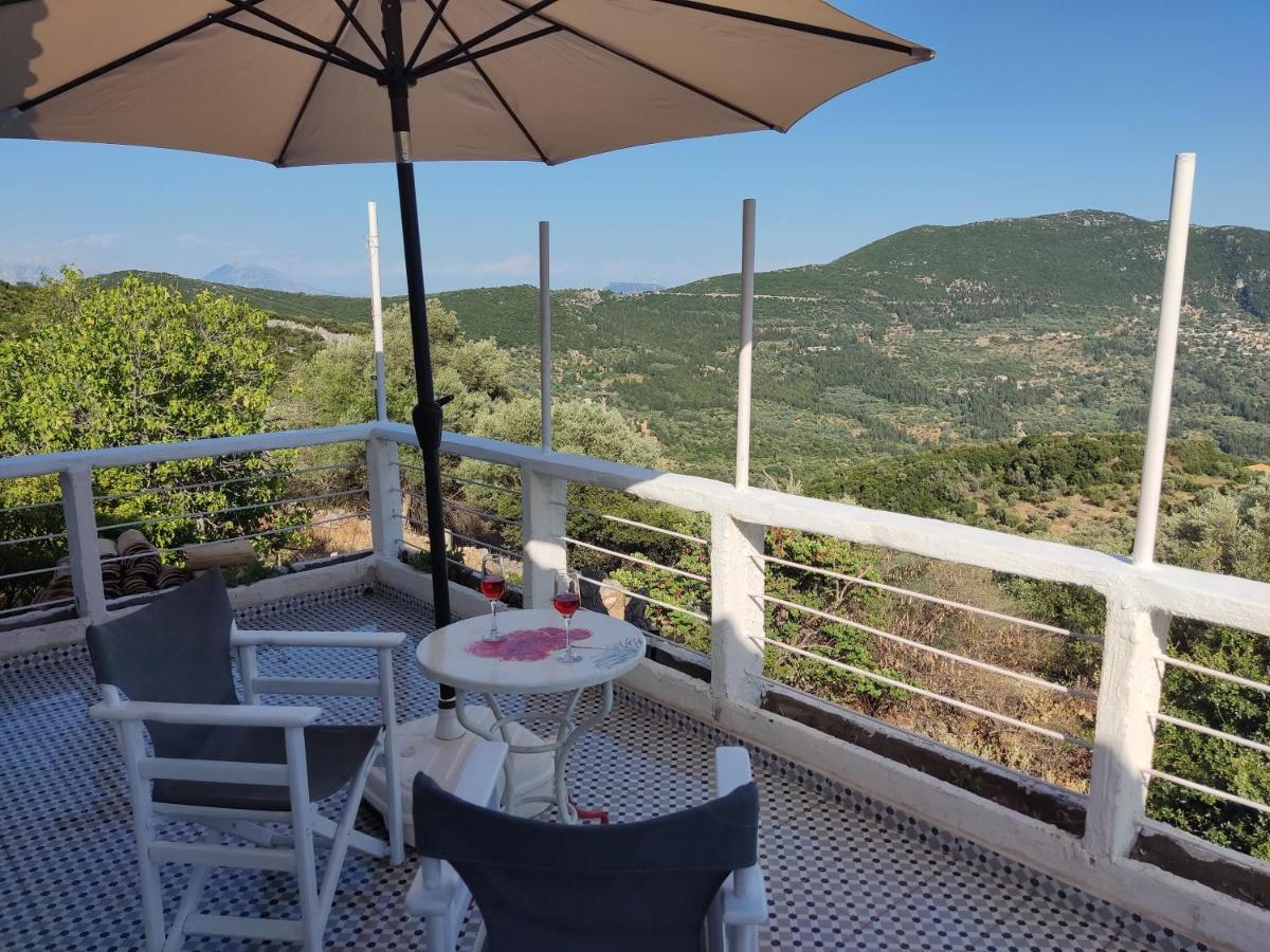 Stathis Guesthouse Fternon 外观 照片