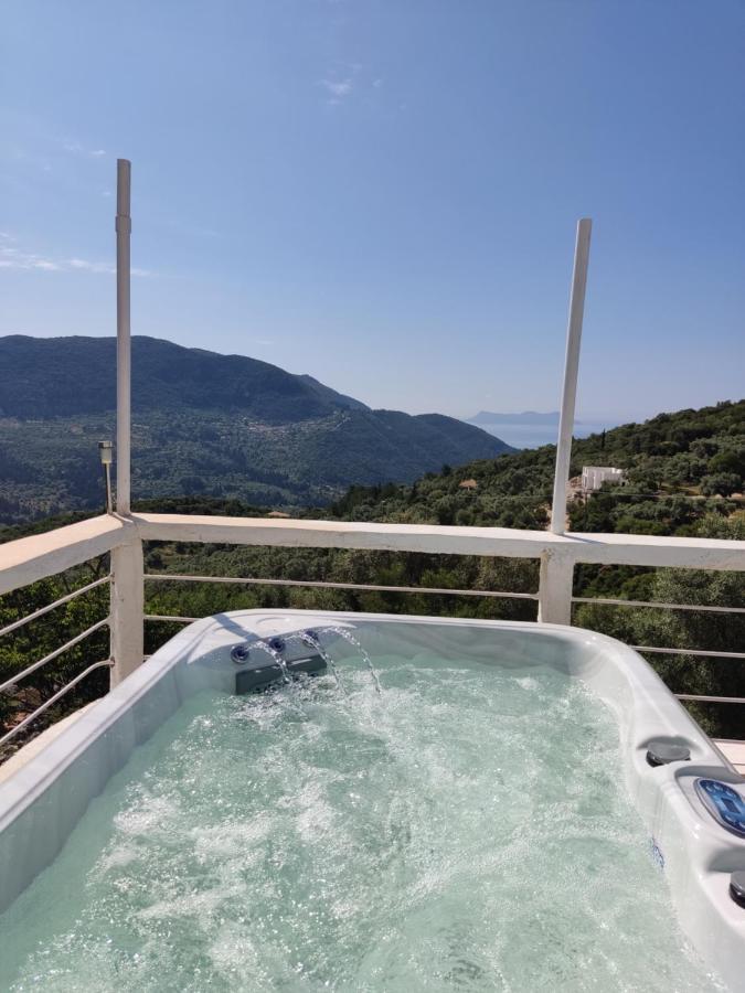Stathis Guesthouse Fternon 外观 照片